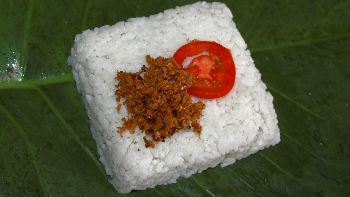 Foods you must try in Sri Lanka
