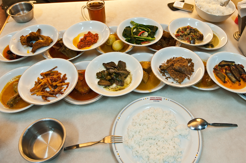 Hidang-style Nasi Padang