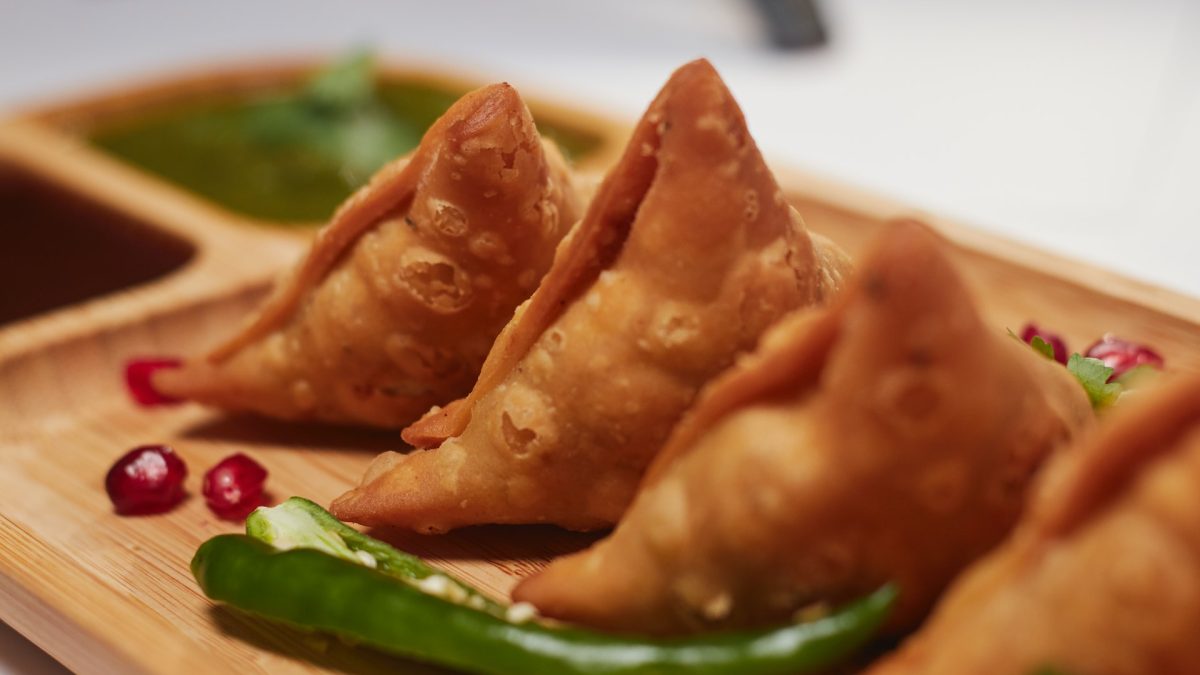 Top Dishes for Foodies to Try in Pune