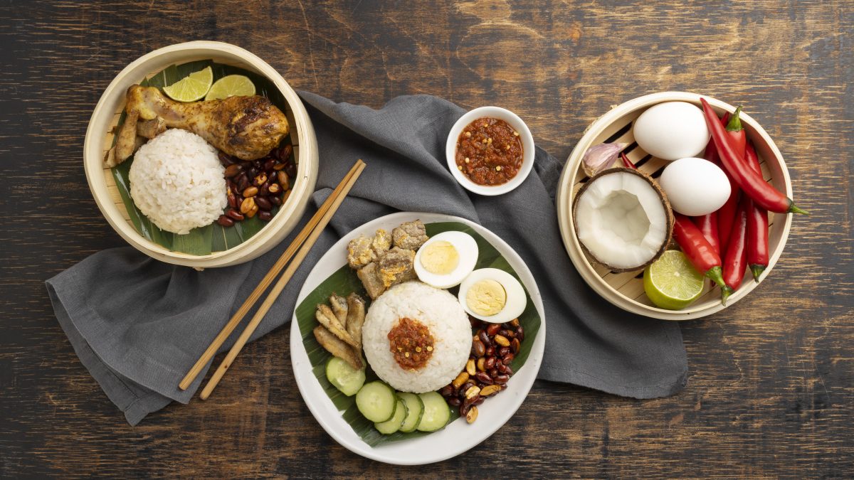 4 Singaporean Dishes to Try When You’re in Singapore