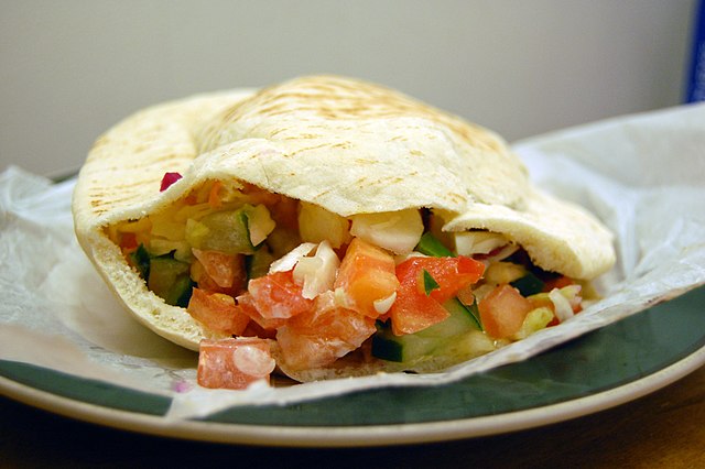 The Must-try Dubai Cuisine