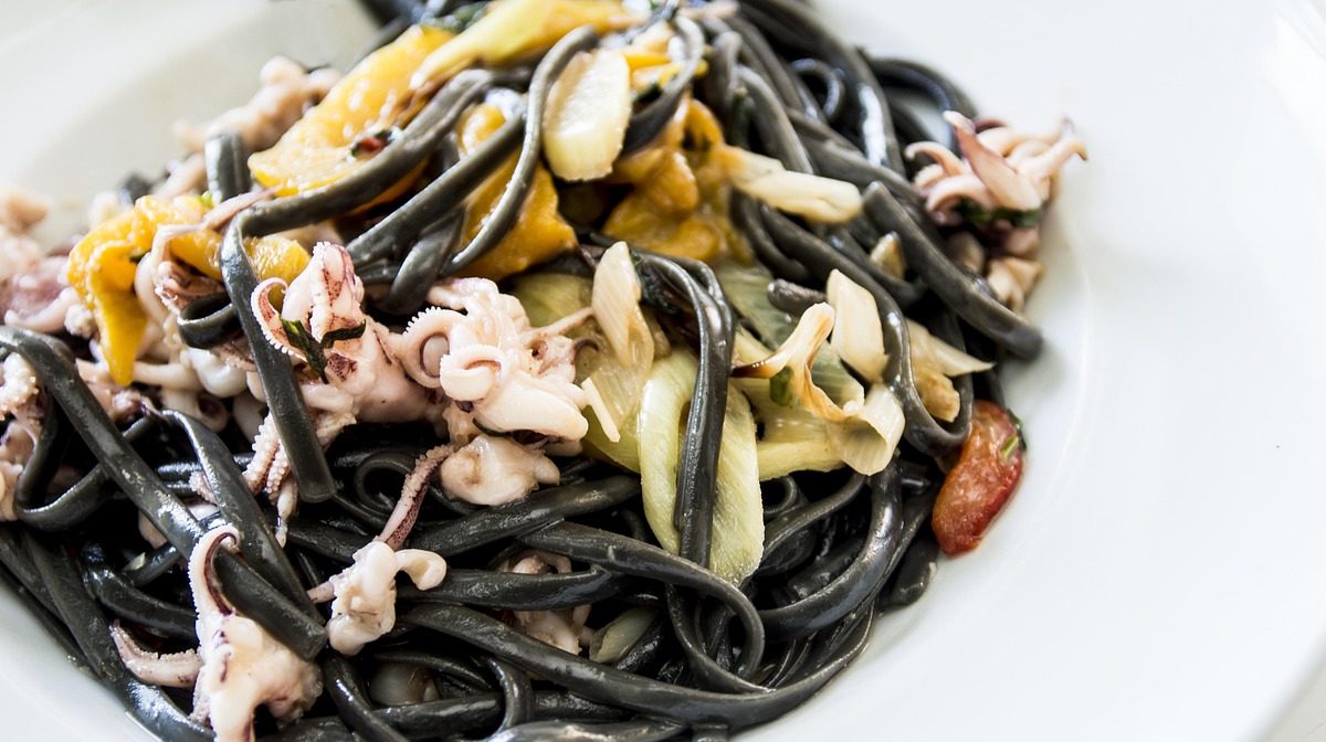 A Foodie’s Guide to Must-Try Western Dishes in Singapore: Intercontinental Flavours