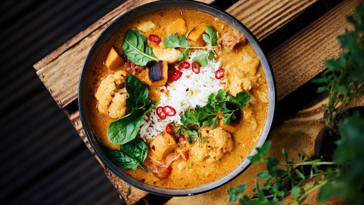 The Must-Try Dishes of the Maldives – The Soul of the Sea on a Plate