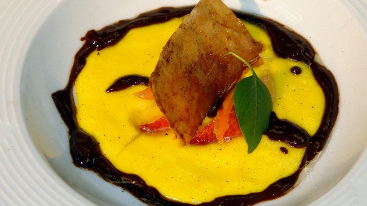 Heritage on a Plate: The Comeback of Traditional Recipes in Modern Menus