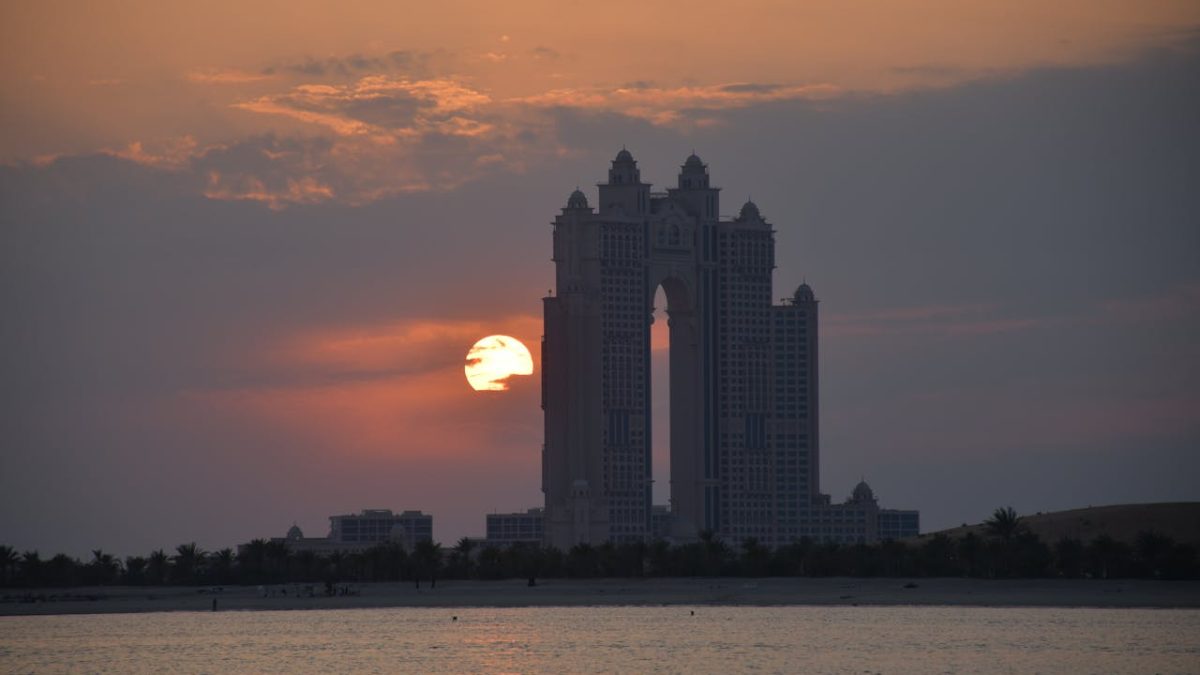 Taste the City: Abu Dhabi’s Best Dining Districts