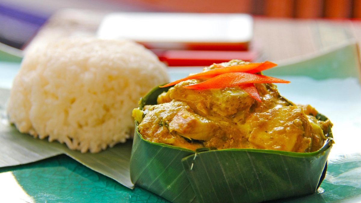 Cambodia on a Plate: Iconic Khmer Dishes to Try