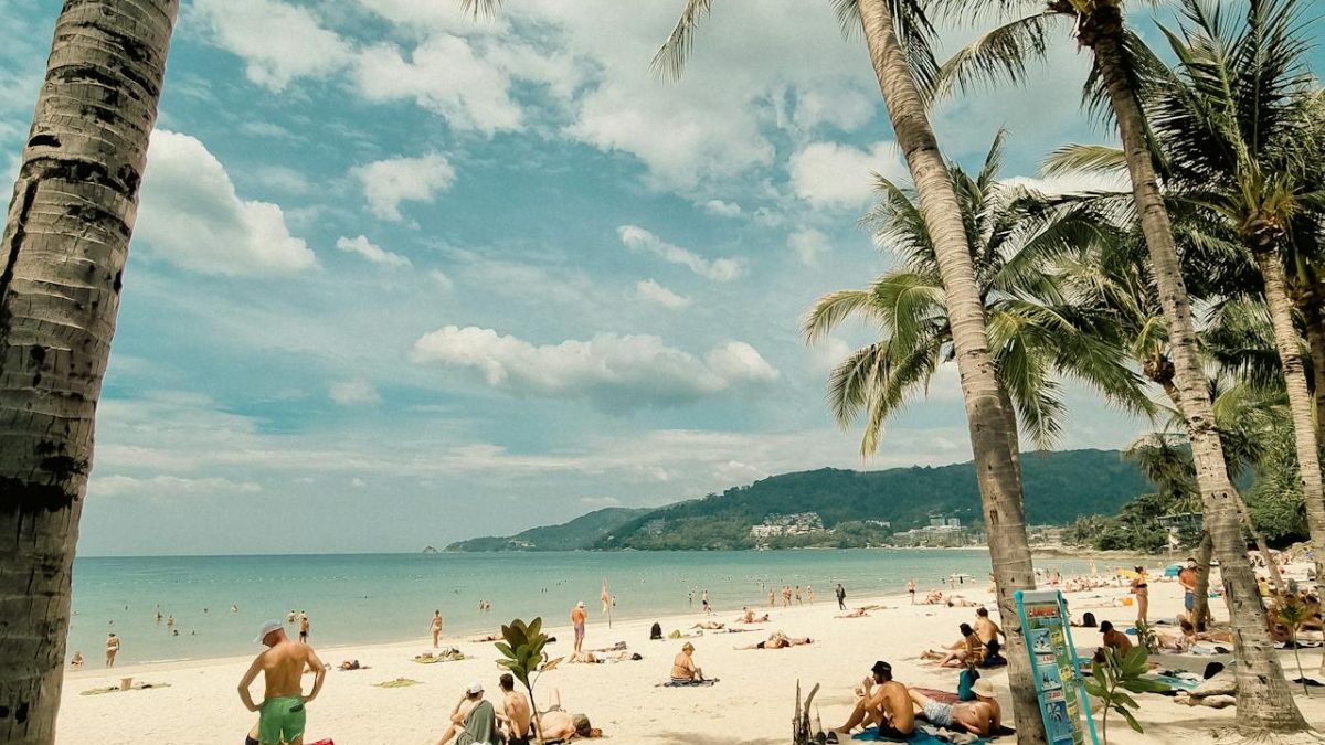 Experience Phuket’s Culture Through the Rich Flavours of its Cuisine – Where to Go for the Best Eats in Phuket 