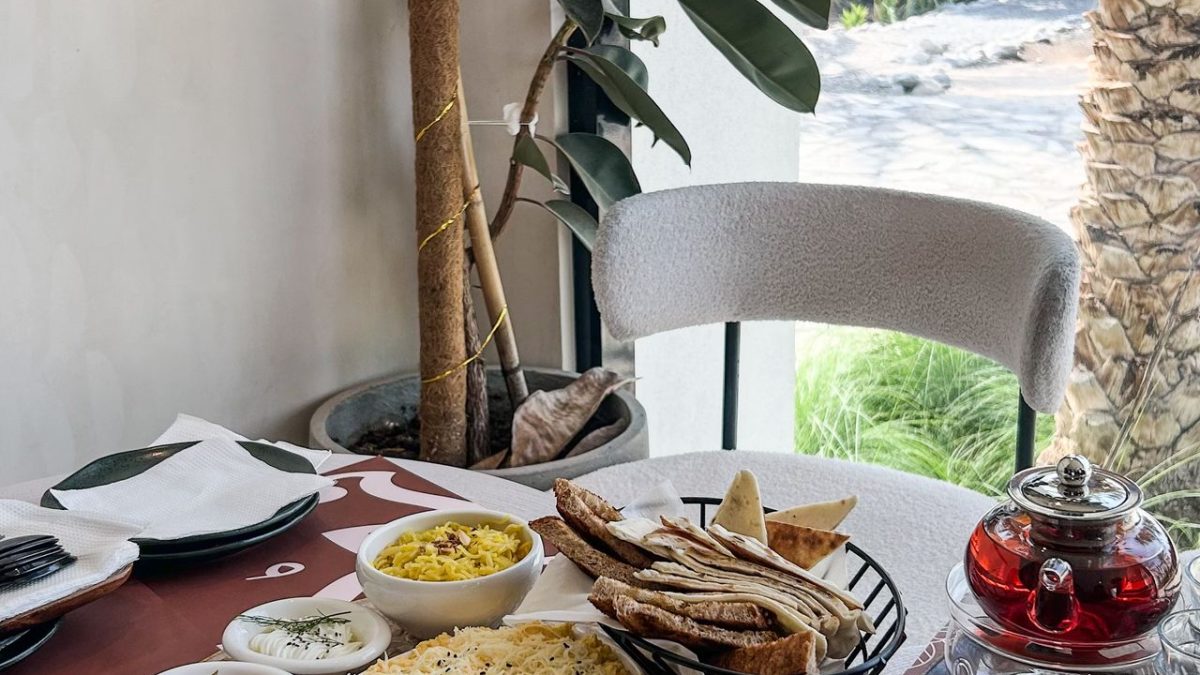 Where to Eat in Business Bay: The Best Restaurants and Food Experiences