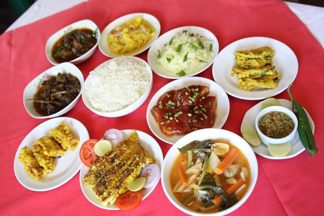 A Food Lover's Guide to Seychelles: From Creole Curries to Tropical Fruits