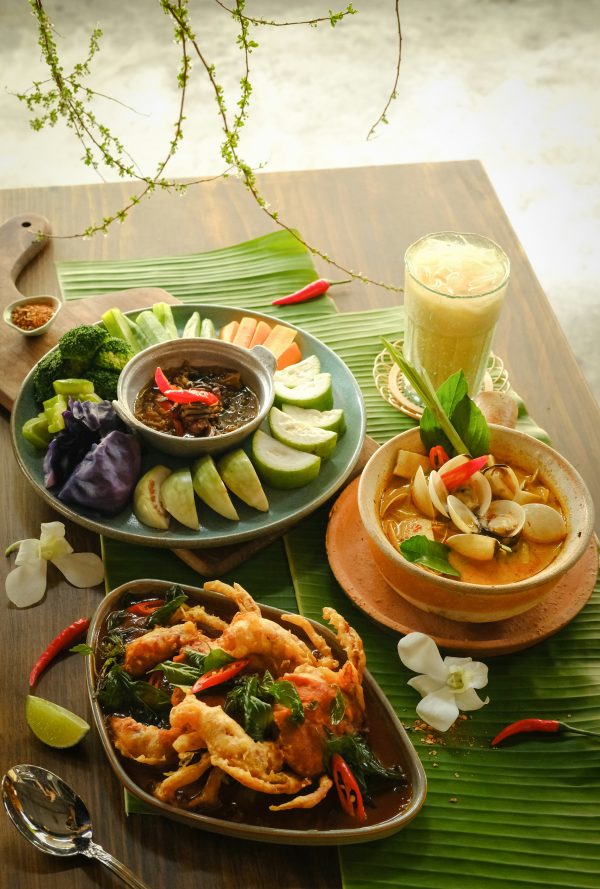 What to Eat in Hoi An With Kids. Easy Dishes and Where to Find Them